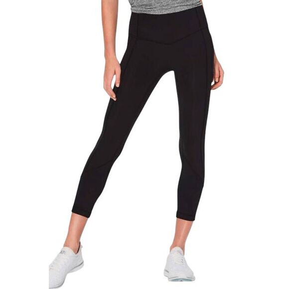 LULULEMON ATHLETICA All The Right Places Crop II '23" In Black Size 4 - Picture 1 of 7